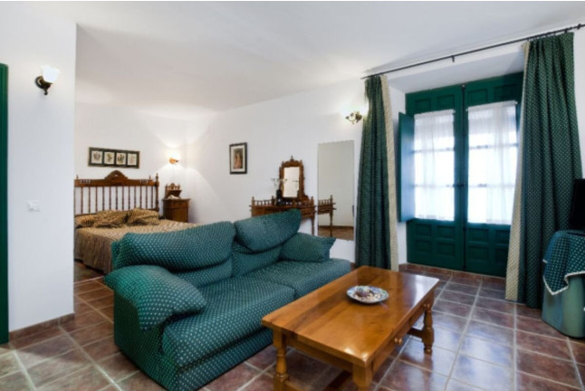 Escapada de 2 noches en el Palacio Buenavista Hospedería y Visita a Bodega Mont Reaga con Cata y Aperitivo para dos (Cuenca)