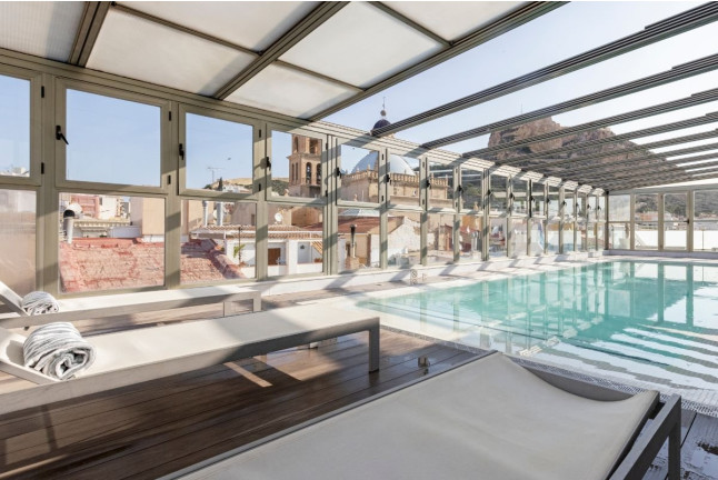 Acceso a Piscina Relax, Masaje Relajante y Brunch con Jazz en Directo en el Hotel Hospes Amérigo 5* (Alicante)