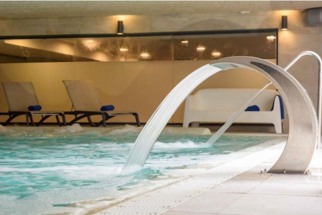 Circuito Spa, Masaje y Desayuno para dos en Hotel Villa Romana 4* (Salou, Tarragona)