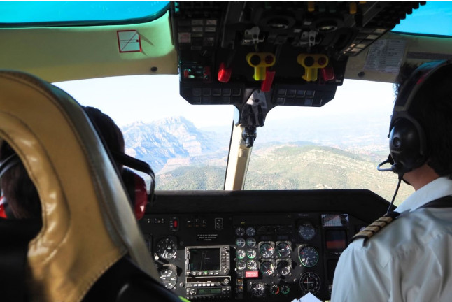 Tour en Helicóptero por Montserrat (Barcelona)