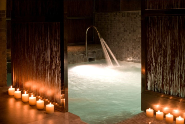 Circuito Spa, Masaje y Menú Degustación con Maridaje para dos en Hotel Villa Oniria 4* (Granada)