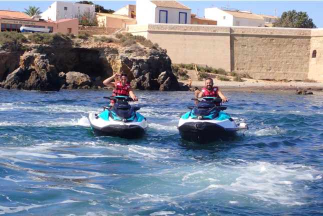 Excursión en Moto de Agua a la Isla de Tabarca o La Manga desde Torrevieja (Alicante)