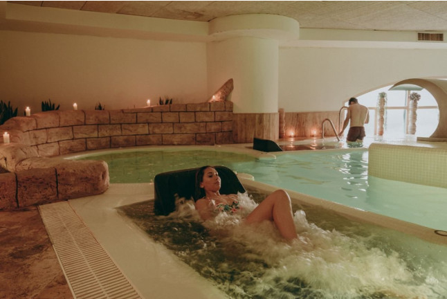 Circuito Spa y Masaje Artemisa en Thermae Spa (Málaga)