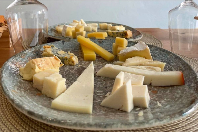 Cata de Quesos y Vino en Queso Botello (Las Palmas de Gran Canaria)