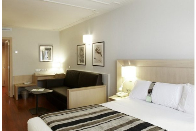 Escapada en Hotel Holiday Inn 5* (V-S) (Andorra)