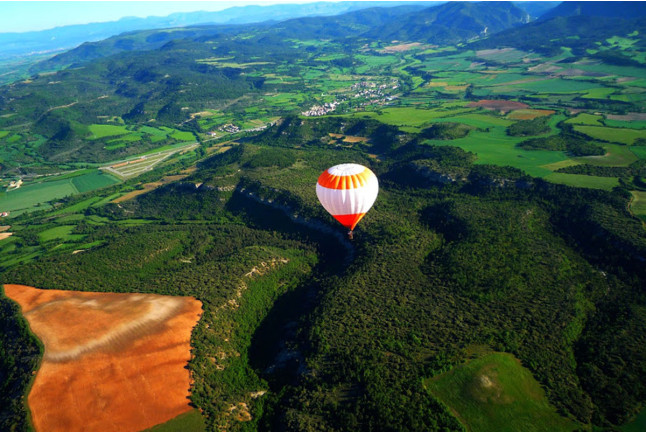 Viaje en Globo Romántico con Almuerzo para dos (La Rioja)