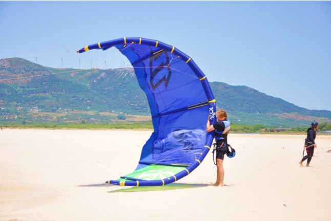 Curso de Kitesurf Semi-Privado para dos (Tarifa, Cádiz)