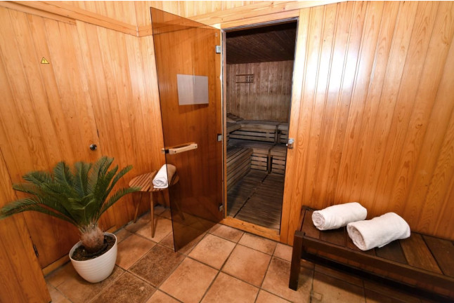Wellness & Beauty Center y Masaje Relajante en Hotel Bonalba Alicante 4*S (Alicante)