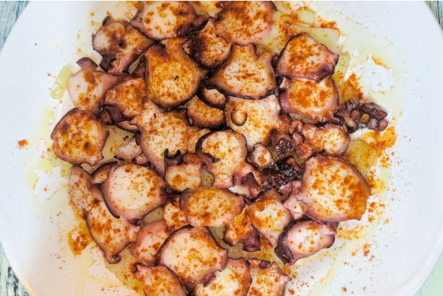 Menú para dos en Restaurante Abrasador Mesón La Ronda (Carcabuey, Córdoba)