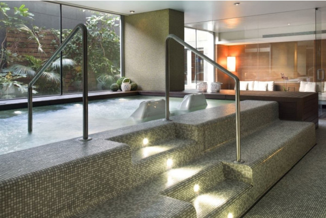 Spazio Aqua: Circuito Termal para dos en Spazio Wellness - Hotel SB Diagonal Zero 4*sup (Barcelona)