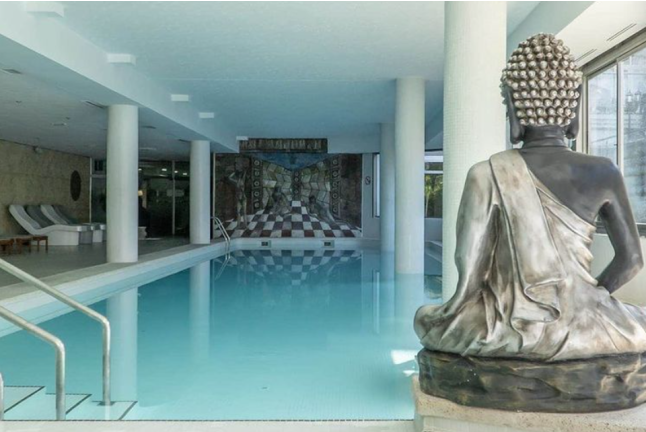 Pack Romántico Relax: Spa con Cava y Bombones y Masaje para dos en Tahara Spa del Hotel Sun Palace Albir & Spa 4* (Alfàs del Pi, Alicante)