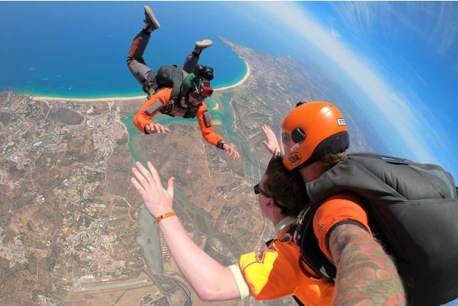 Paracaidismo desde 3000 metros (Montes de Alvor, Portugal)