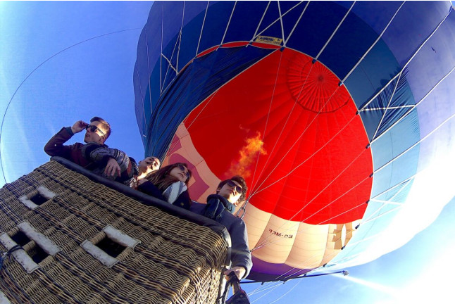 Vuelo en Globo con Fotos, Vídeo y Menú con Cochinillo (Segovia)