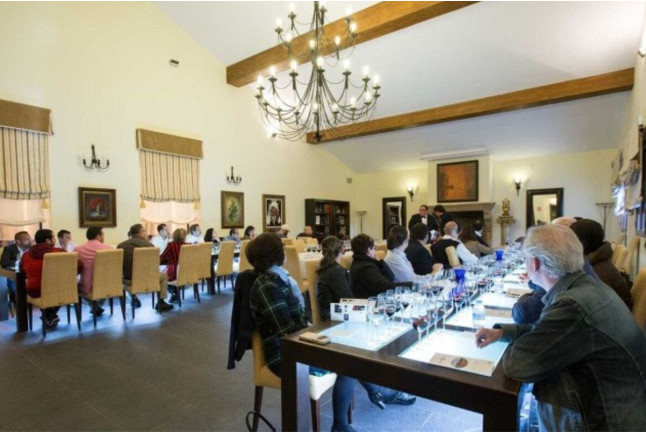 Escapada de 2 noches en el Palacio Buenavista Hospedería y Visita a Bodega Mont Reaga con Cata y Aperitivo para dos (Cuenca)