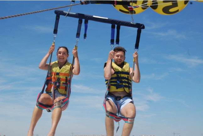 Parasailing (Torrevieja, Alicante)