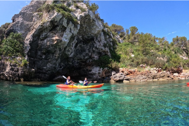 Ruta de las Cuevas en Kayak con Fotos (Cala en Porter, Menorca)