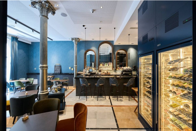 Circuito Spa, Masaje y Cena para dos en Hotel Catalonia Plaza Catalunya 4* (Barcelona)