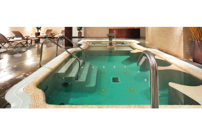 Circuito Spa para dos en Nammu Áreas Spa del Hotel Vincci Costa Golf 4* (Chiclana de la Frontera, Cádiz)