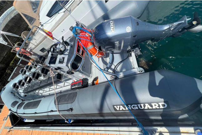 Experiencia Starlight: Navegación en Lancha Neumática y Observación Astronómica (Vigo, Pontevedra)