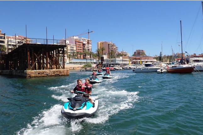 Excursión en Moto de Agua a la Isla de Tabarca o La Manga desde Torrevieja (Alicante)