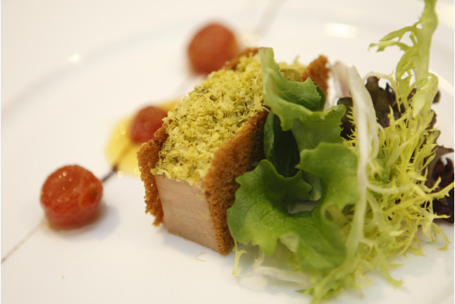 Circuito Spa, Masaje y Comida o Cena para dos en Hotel Primus 4* (Valencia) 