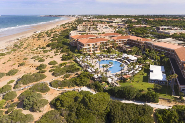Circuito Spa, Masaje y Desayuno en Hipotels Barrosa Palace & Spa 5* (Chiclana de la Frontera, Cádiz) 