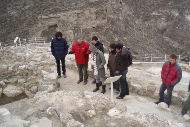 Escapada con Cena en Casas Cueva El Mirador de Galera con Visita a Museo y Yacimientos Arqueológicos (Galera, Granada)