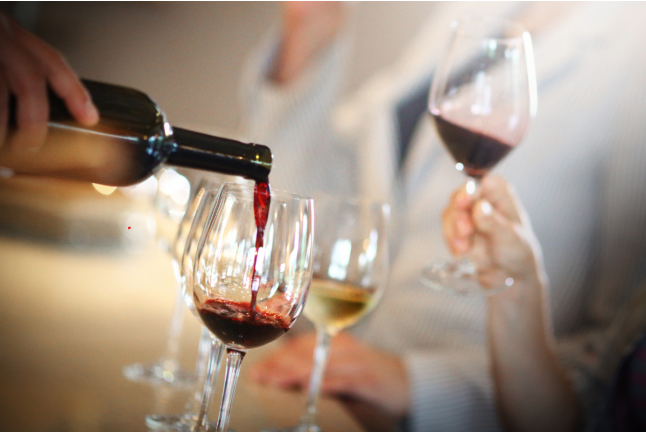 Visita a Bodegas Bocopa con Cata de Vinos y Tapa para dos (Alicante)