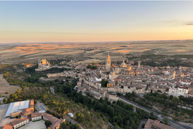 Vuelo en Globo con Cava (Segovia)