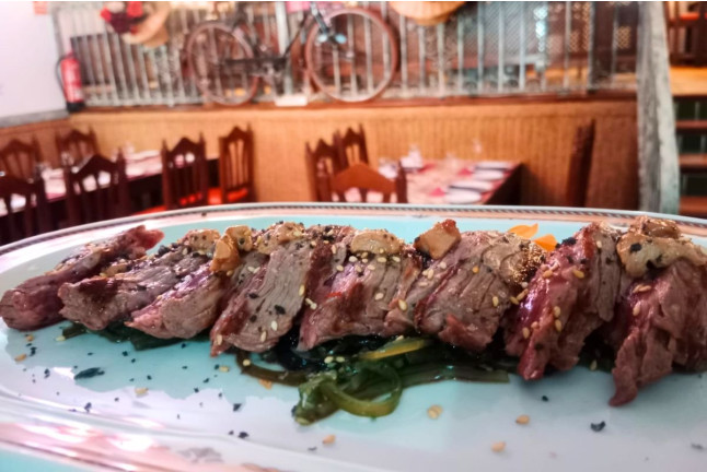 Menú para dos en Restaurante Abrasador Mesón La Ronda (Carcabuey, Córdoba)