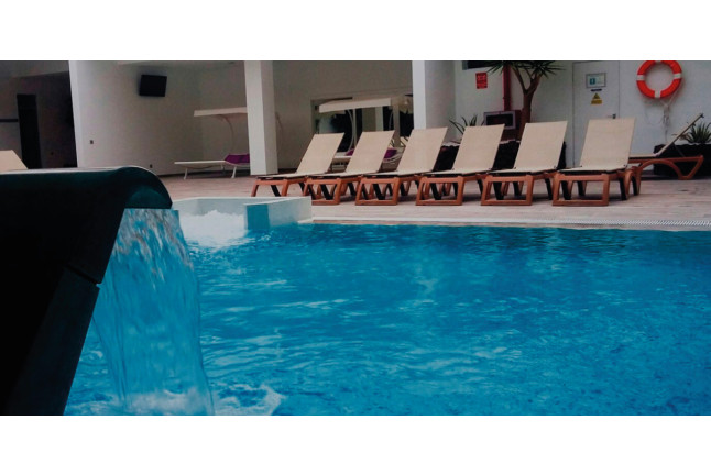 Circuito Spa, Masaje Relajante y Cava para dos en Spa Best Semiramis (Puerto de La Cruz, Tenerife)