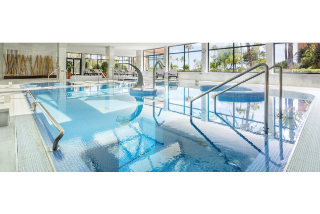 Circuito Spa, Masaje Relajante y Cena en Pareja en Hipotels Barrosa Palace & Spa 5* (Chiclana de la Frontera, Cádiz)