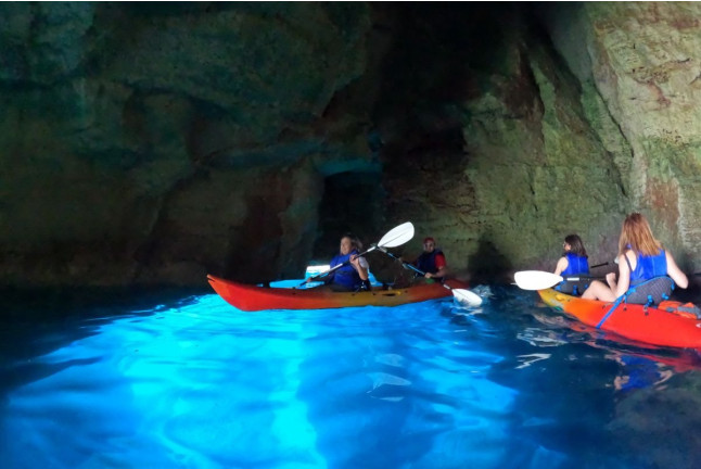 Ruta de las Cuevas en Kayak con Fotos (Cala en Porter, Menorca)