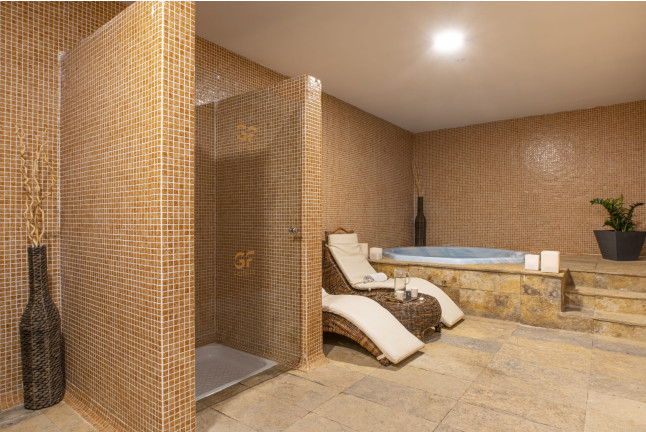 Circuito Spa Privado y Masaje Relajante para dos en Bio-Spa Fañabé (Adeje, Santa Cruz de Tenerife)