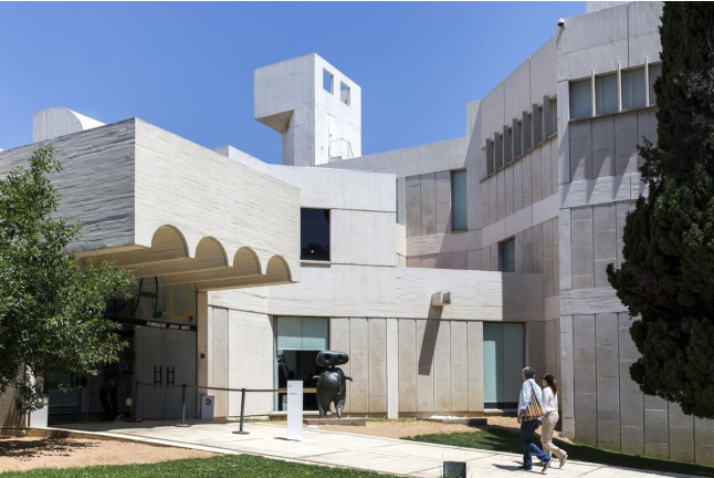 Entrada a Fundació Mas Miró (Montroig del Camp, Tarragona)