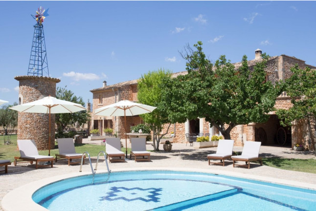 Day Pass con Hamaca en Agroturismo Es Quatre Cantons 4* (Binissalem, Mallorca)
