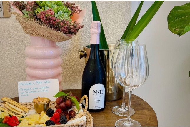 Escapada Romántica en Suite con Desayuno, Comida y Spa en Aldea Calma (Pontevedra)