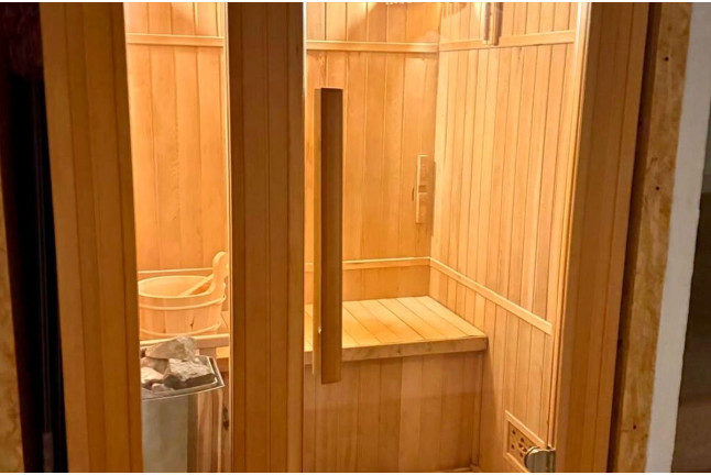 Escapada Romántica con Spa Privado en Montserrat Paradise Apartament (Monistrol de Montserrat, Barcelona)