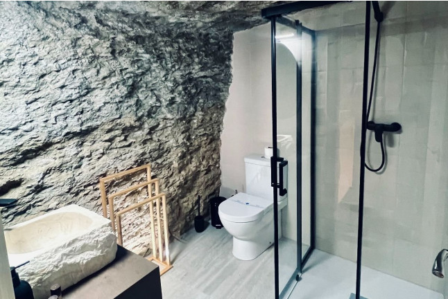 Escapada en Casa Cueva Luxe "Las Calcetas" con Circuito Relax en Setenil Rural (Setenil de las Bodegas, Cádiz)