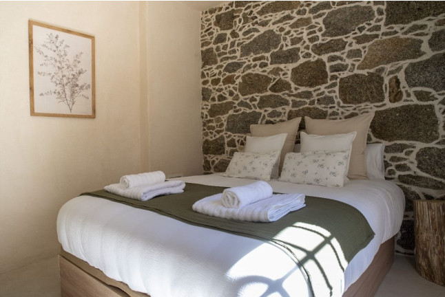 Escapada de 2 Noches en La Casita del Churrero (Castillo de Bayuela, Toledo)