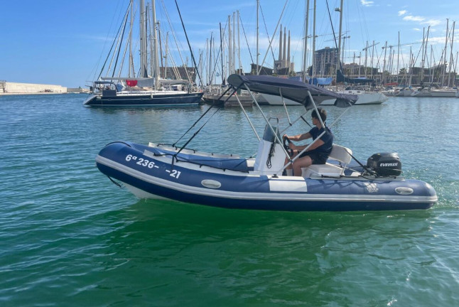 Alquiler de Barco sin Licencia para dos (Badalona, Barcelona)