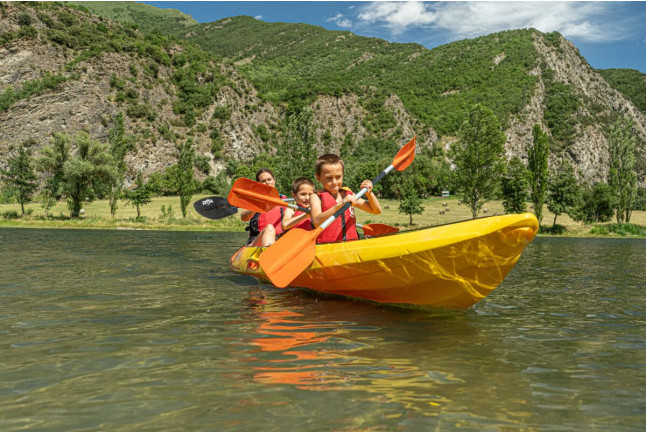Alquiler de Kayak Doble o Triple en el lago de La Torrasa (Lleida)
