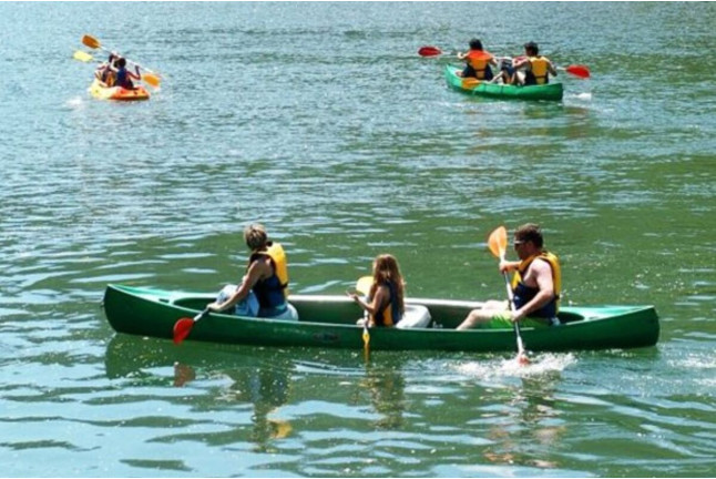 Alquiler de Kayak Doble o Triple en el lago de La Torrasa (Lleida)
