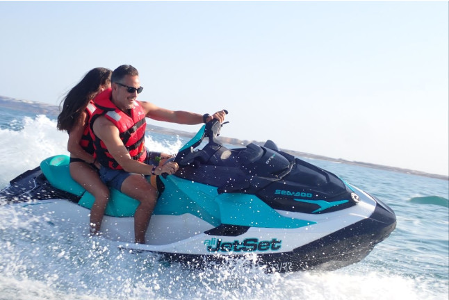 Excursión de 1 hora en Moto de Agua (Alicante)