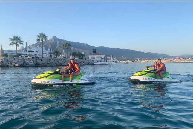 Alquiler de Moto de Agua Biplaza (Marbella, Málaga)