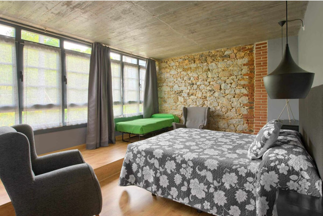 Escapada de 2 Noches con Desayuno en Apartamentos La Llongar Piloña (Infiesto, Asturias)