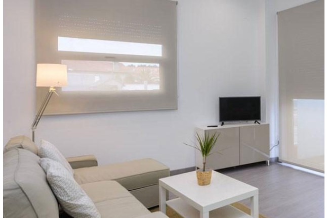 Escapada en Apartamentos Lanceata y Visita Guiada Gourmet a Bodega Adega Dos Eidos para dos (Sanxenxo, Pontevedra)