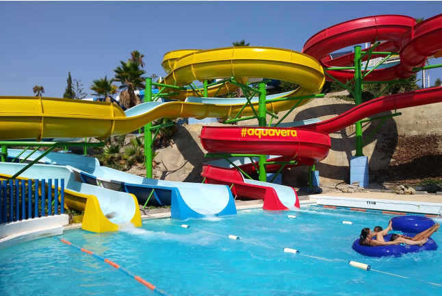 Entrada a Aquavera Parque Acuático (Playas de Vera, Almería)