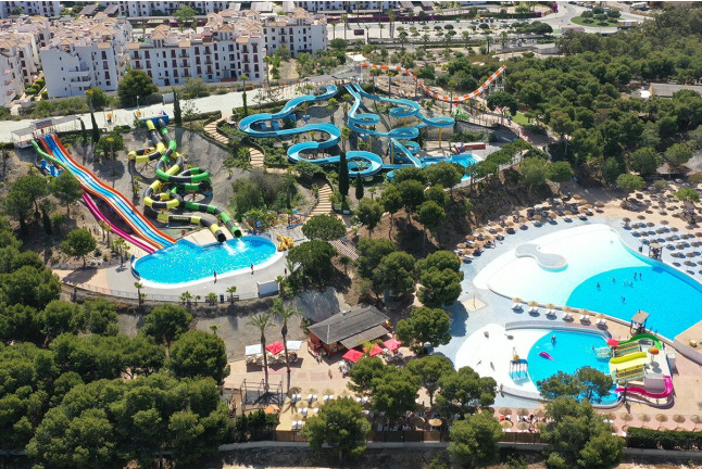 Entrada a Aquavera Parque Acuático (Playas de Vera, Almería)