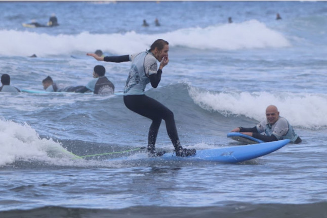 Clase de Surf Grupal (Arona, Santa Cruz de Tenerife)